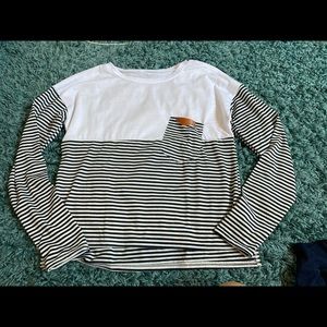 Block pattern black and white striped long sleeve